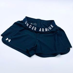 Under Armour HEATGEAR Shorts Black Size Small (Sm) EUC